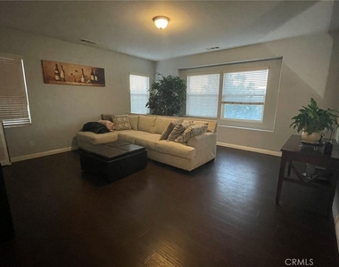 14987 Franklin Lane - Photo Thumbnail 6