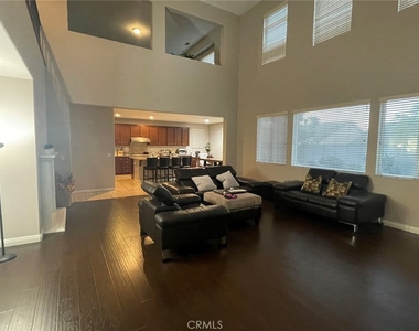 14987 Franklin Lane - Photo Thumbnail 2