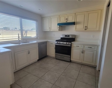 2795 W Tola - Photo Thumbnail 1