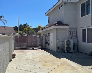 28822 Woodcrest Lake - Photo Thumbnail 21