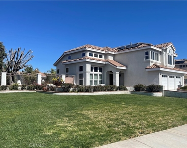 28822 Woodcrest Lake - Photo Thumbnail 1