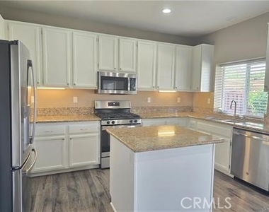 43160 Volterra Street - Photo Thumbnail 2