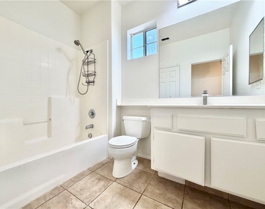11324 Riverleaf Drive - Photo Thumbnail 17