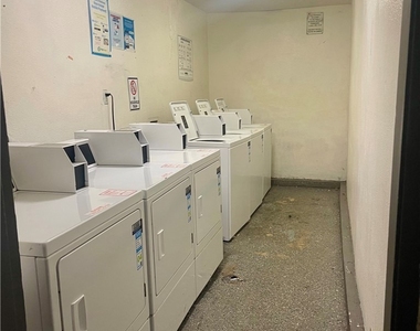 18620 Hatteras St, #102 - Photo Thumbnail 14