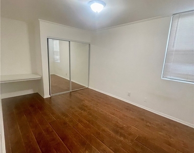 18620 Hatteras St, #102 - Photo Thumbnail 10