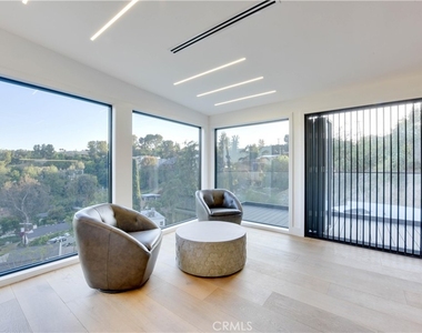 5137 Campo Rd - Photo Thumbnail 6