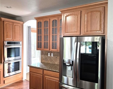 3443 Fairgreen - Photo Thumbnail 11
