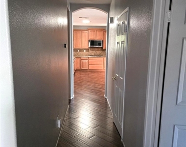 3443 Fairgreen - Photo Thumbnail 30