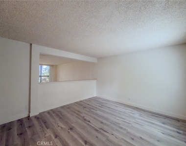5987 Peacock Ridge - Photo Thumbnail 28