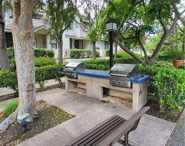 2563 Plaza Del Amo - Photo Thumbnail 9