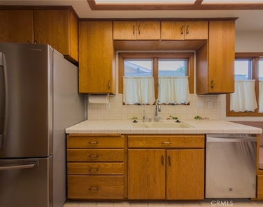 2045 W 230th - Photo Thumbnail 4