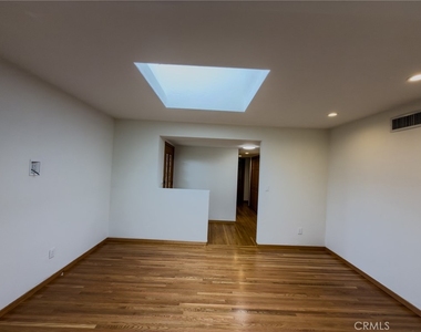2045 W 230th - Photo Thumbnail 2
