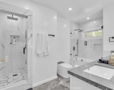 9466 Hidden Valley Place - Photo Thumbnail 13