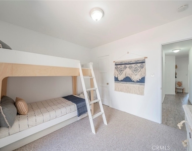 333 28th Street - Photo Thumbnail 22