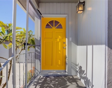 1913 Huntington Lane - Photo Thumbnail 1
