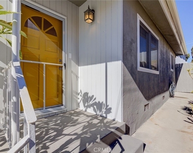 1913 Huntington Lane - Photo Thumbnail 2