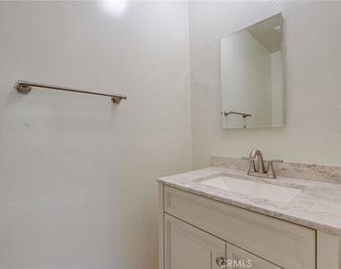 1913 Huntington Lane - Photo Thumbnail 15