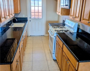 1764 Freeman Avenue - Photo Thumbnail 2