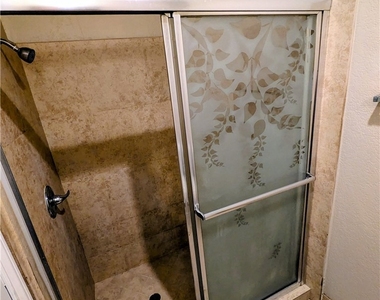 1764 Freeman Avenue - Photo Thumbnail 9