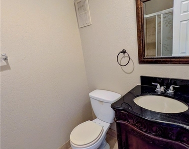 1764 Freeman Avenue - Photo Thumbnail 8