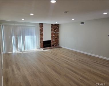 6162 Ludlow - Photo Thumbnail 12