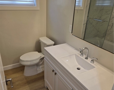 6162 Ludlow - Photo Thumbnail 14