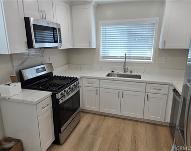 6162 Ludlow - Photo Thumbnail 7