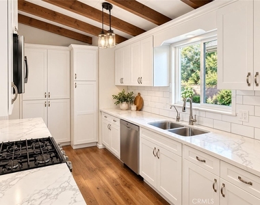 1638 W Alomar - Photo Thumbnail 6