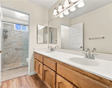 1223 Galemont Avenue - Photo Thumbnail 16