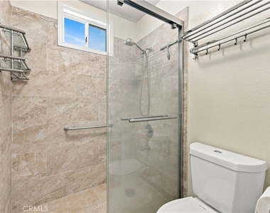 1223 Galemont Avenue - Photo Thumbnail 17