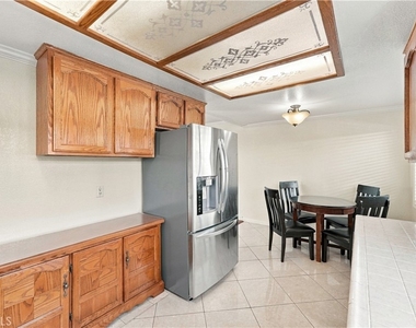 1223 Galemont Avenue - Photo Thumbnail 9