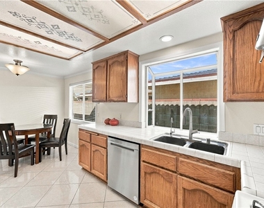 1223 Galemont Avenue - Photo Thumbnail 10