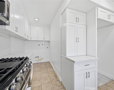 8141 Firth - Photo Thumbnail 15