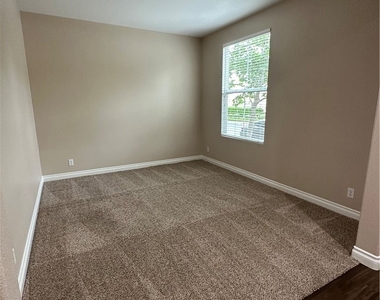 8296 E Loftwood - Photo Thumbnail 4