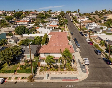 3663 Almeria Street - Photo Thumbnail 38
