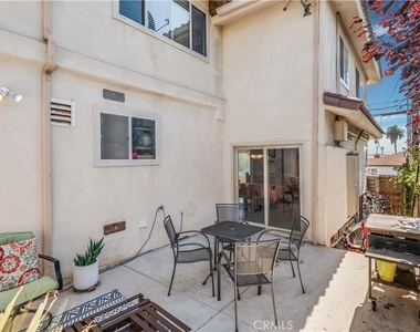 3663 Almeria Street - Photo Thumbnail 31