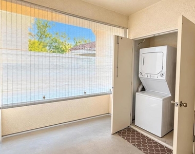 10718 Dabney Drive - Photo Thumbnail 7