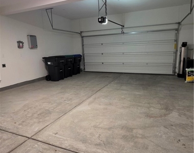 16195 Plumeria Lane - Photo Thumbnail 34