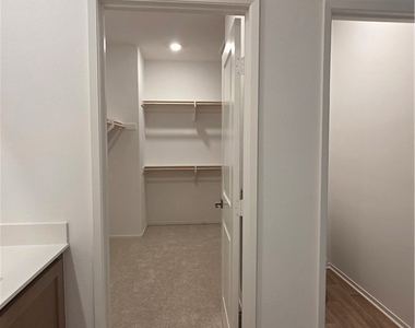 16195 Plumeria Lane - Photo Thumbnail 23