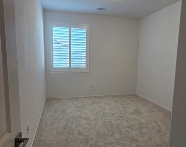 16195 Plumeria Lane - Photo Thumbnail 32