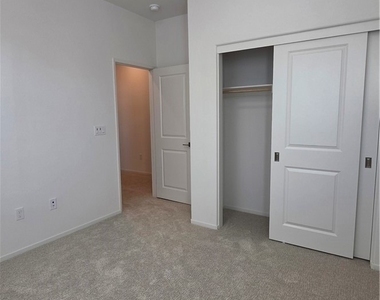 16195 Plumeria Lane - Photo Thumbnail 31