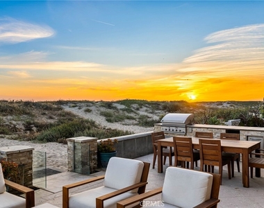 7304 W Oceanfront - Photo Thumbnail 1