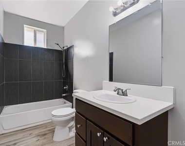 1420 S Euclid Ave - Photo Thumbnail 36