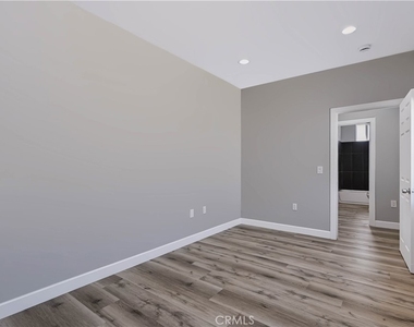 1420 S Euclid Ave - Photo Thumbnail 40