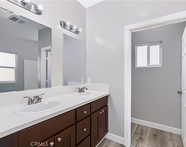 1420 S Euclid Ave - Photo Thumbnail 48