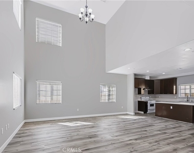 1420 S Euclid Ave - Photo Thumbnail 15