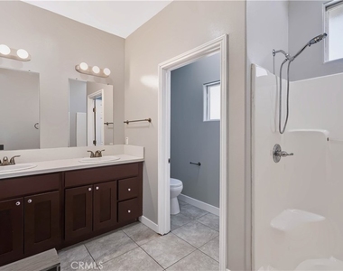 1420 S Euclid Ave - Photo Thumbnail 32