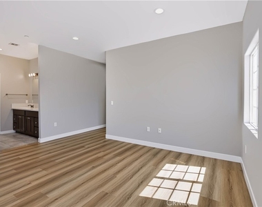 1420 S Euclid Ave - Photo Thumbnail 43