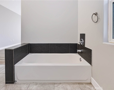1420 S Euclid Ave - Photo Thumbnail 51