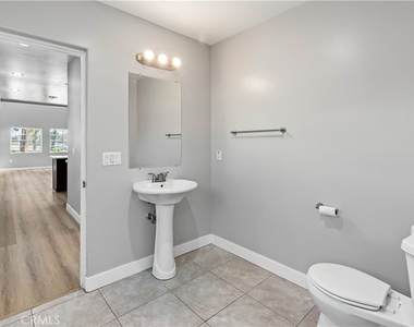 1420 S Euclid Ave - Photo Thumbnail 25